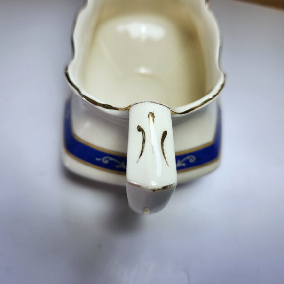 Myott Gravy Boat Dish MYO100 Fruit in Urn Blue Band Scalloped Edge Staffordshire - Picture 5 of 7